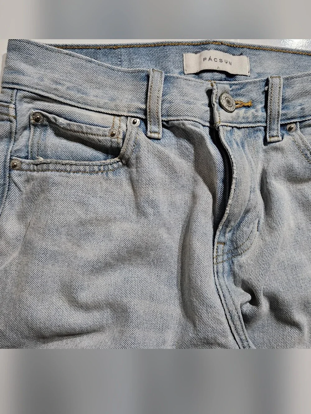 PacSun Baggy Jeans Men's 29x30 Light Wash Straight Leg Distressed Hem Denim.